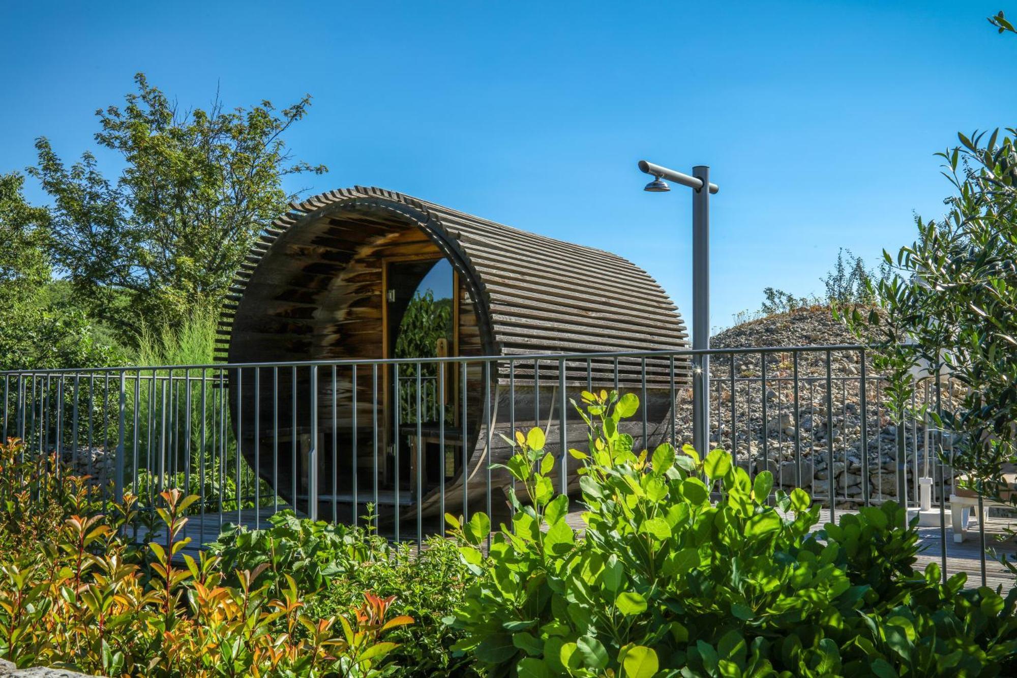 Logis Auberge Les Murets Hotel Restaurant Spa Chandolas Kültér fotó