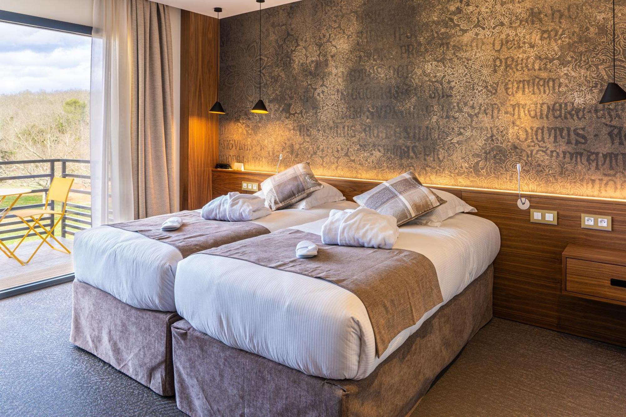 Logis Auberge Les Murets Hotel Restaurant Spa Chandolas Kültér fotó