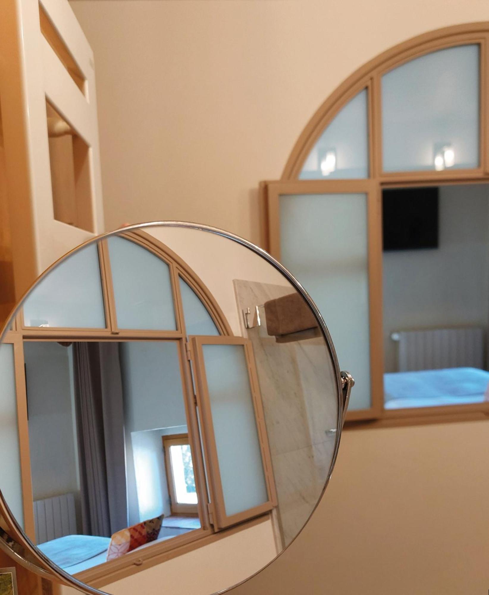 Logis Auberge Les Murets Hotel Restaurant Spa Chandolas Kültér fotó