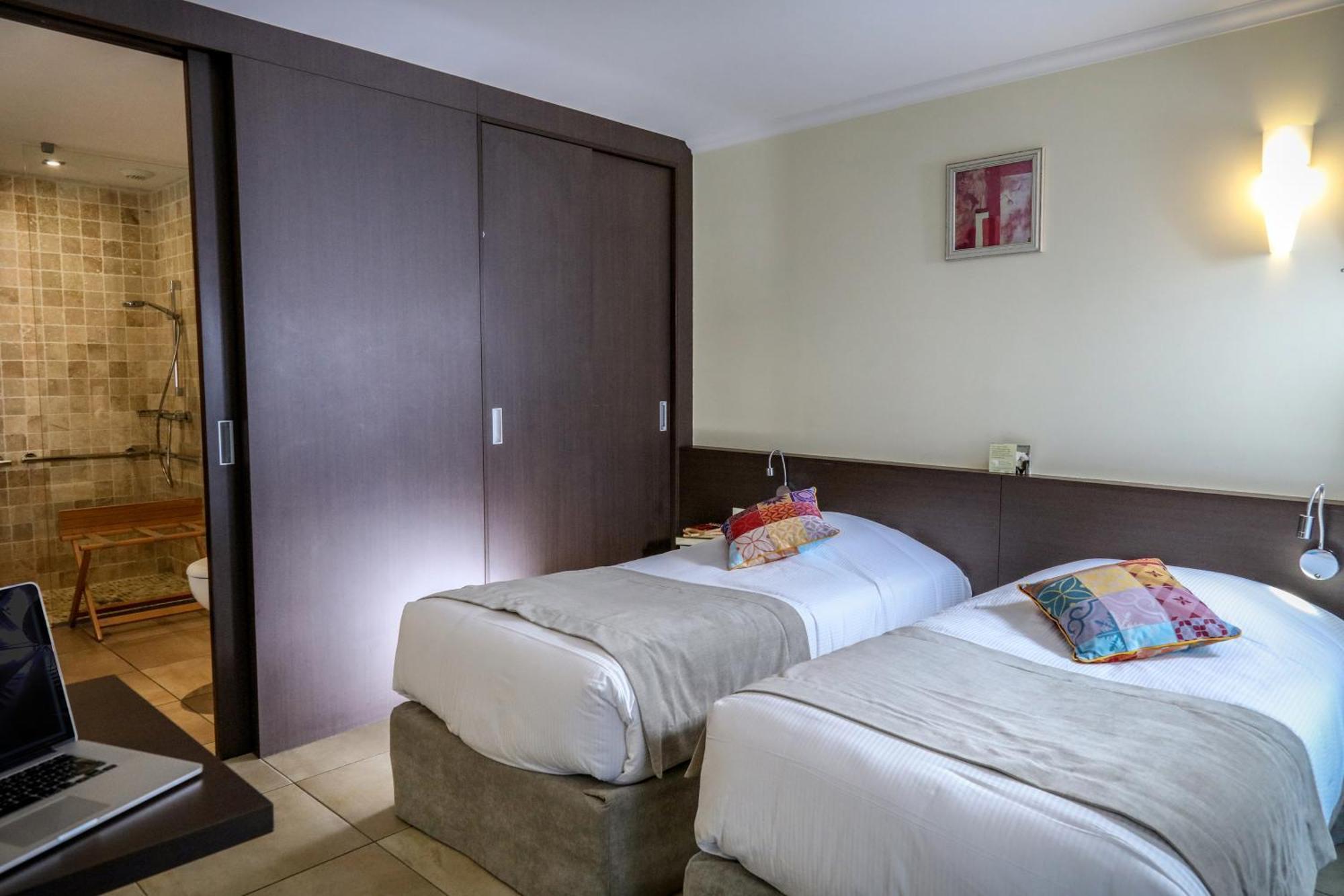 Logis Auberge Les Murets Hotel Restaurant Spa Chandolas Kültér fotó